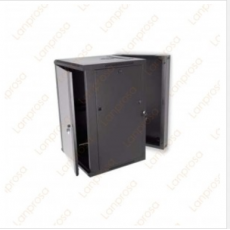 Gabinete de pared 600*600*18U Abatible 1 abanico